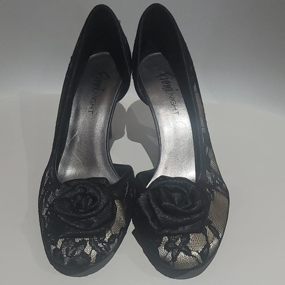 Black Lace High Heels size 8. 3.5" heel - Picture 7 of 8